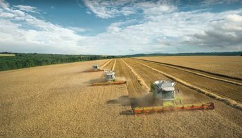 CLAAS reporta ventas estables y ganancias en maquinaria agrícola