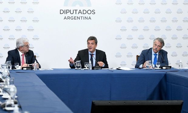 Massa mostró su apoyo a la ley agroindustrial: “Un campo industrializado es el mejor aliado”