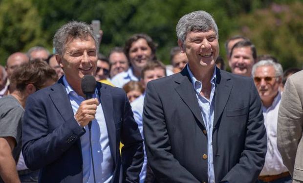 Mauricio Macri y Ricardo Buryaile durante el anuncio de la eliminación de las retenciones el pasado 14 de diciembre en Pergamino.
