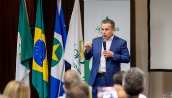 Após pressão do agro, governador de MT desiste de expropriar áreas desmatadas