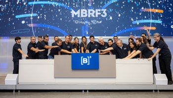 Mercado: recompra de ações da MBRF, ADM firma joint venture e Lely chega ao Brasil