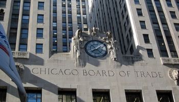 Nuevas bajas en Chicago sobre el cierre de la semana