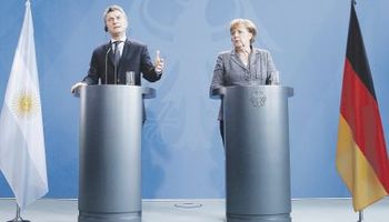 Macri con apoyo de Merkel, pero complicado por el “brexit”