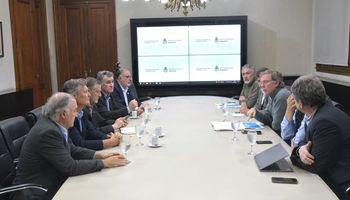 Campaña gruesa: el Gobierno otorgará hasta $20.000 por hectárea a productores que no vendieron con el dólar soja