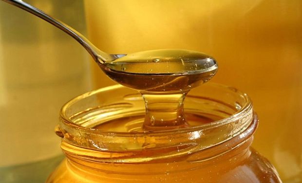 Prohíben la comercialización de una marca de miel por considerarla ilegal