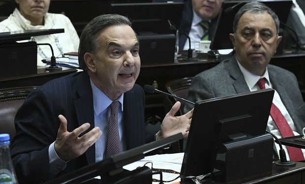 Miguel Ángel Pichetto en el Senado de la Nación.