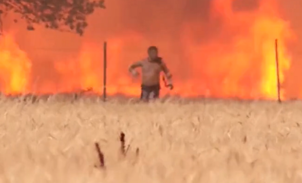 Ropa en llamas: el increíble escape de un español en plena ola de calor de Europa