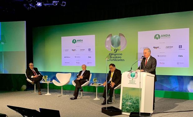 Montes durante a abertura do 9º Congresso Brasileiro de Fertilizantes. (Foto: Mapa)