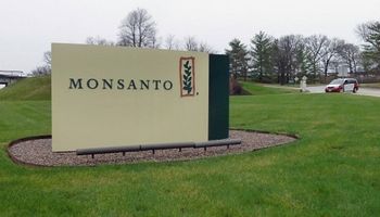 Con condiciones, la Comisión Europea aprobó la compra de Monsanto por Bayer