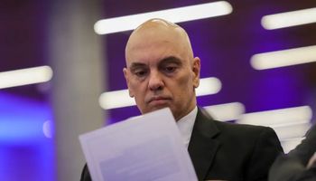 X vai voltar de vez? Moraes dá 24 horas para rede social comprovar representação legal no Brasil 