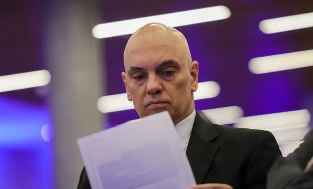 X vai voltar de vez? Moraes dá 24 horas para rede social comprovar representação legal no Brasil 