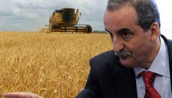 Con cautela, el campo festeja la salida del funcionario que más dañó al sector