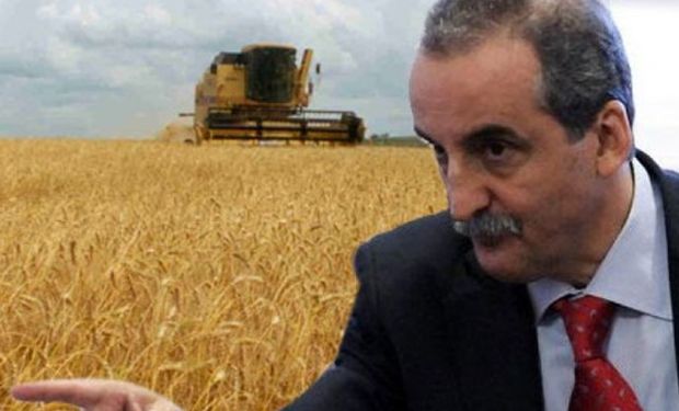 Con cautela, el campo festeja la salida del funcionario que más dañó al sector