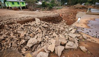 Mortos em enchentes no Rio Grande do Sul sobem para 180