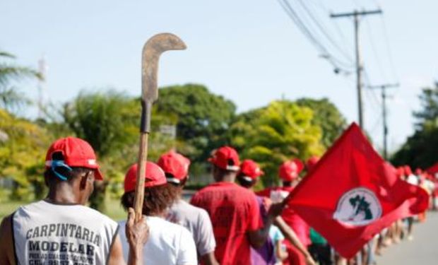 Santa Catarina institui “Abril Amarelo” para combater invasões de terras e responder à mobilização do MST