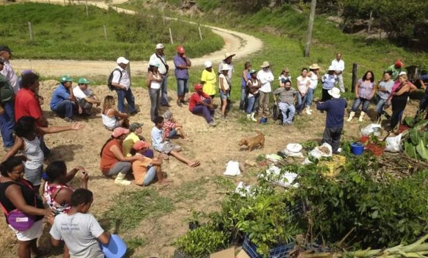 Seis pessoas com idades entre 18 e 49 anos sofreram ferimentos graves e foram encaminhadas a hospitais da região. (Foto-MST)