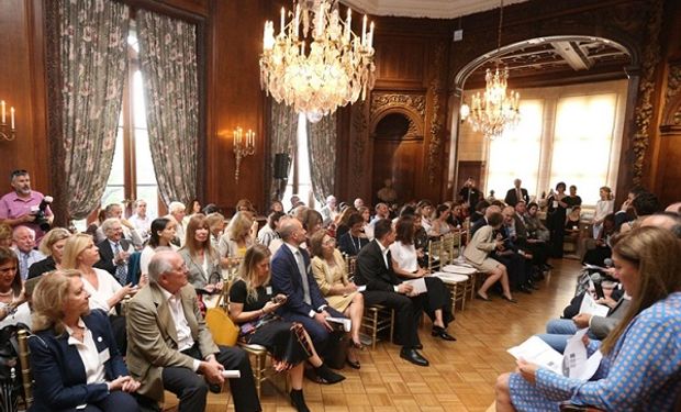 "Mejor con ellas" encuentro organizado por la embajada de Francia, Women 20 (W20) y la Asociación Marianne, compuesta por mujeres empresarias franco-argentinas