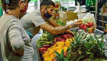 La brecha de precios de los alimentos entre el campo y la góndola fue de 3,5 veces en el mes de mayor inflación