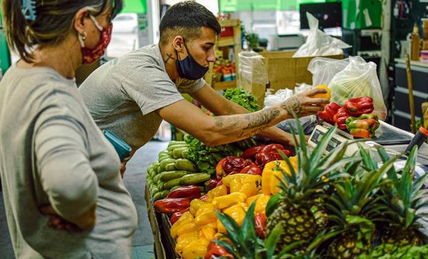 La brecha de precios de los alimentos entre el campo y la góndola fue de 3,5 veces en el mes de mayor inflación