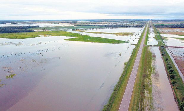 El Sistema Nacional para la Gestión Integral del Riesgo (SINAGIR) informó que hay un total de 2000 personas evacuadas.