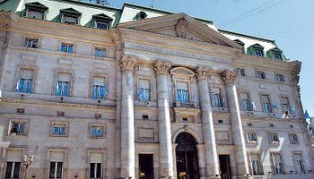 Mañana no habrá bancos ni tampoco actividad bursátil