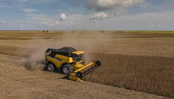 Tractores y cosechadoras: así es la nueva maquinaria que New Holland fabrica en Argentina