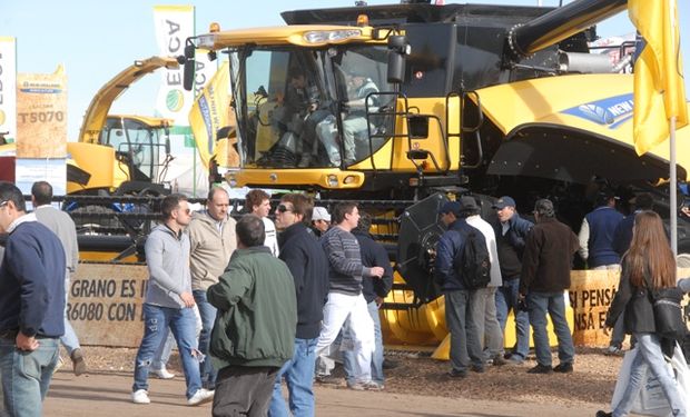 New Holland lleva su línea de productos a AgroActiva