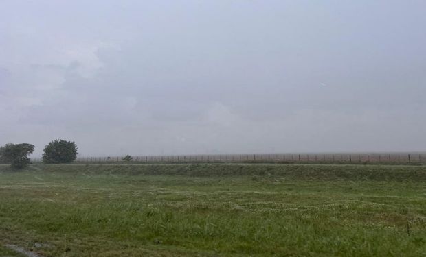Heladas, rayos, tormentas y ahora La Niña: qué pasa con el clima en el campo y un "mito" de los que pueden cambiarlo