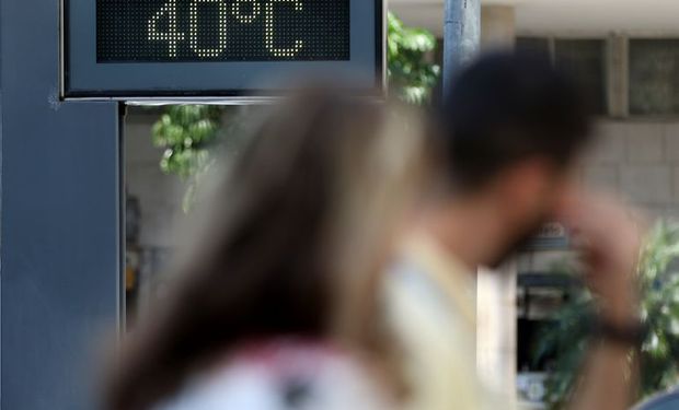 Alta temperatura diminui a umidade relativa do ar, podendo levar a problemas respiratórios (Foto - Tânia Rêgo/Agência Brasil)