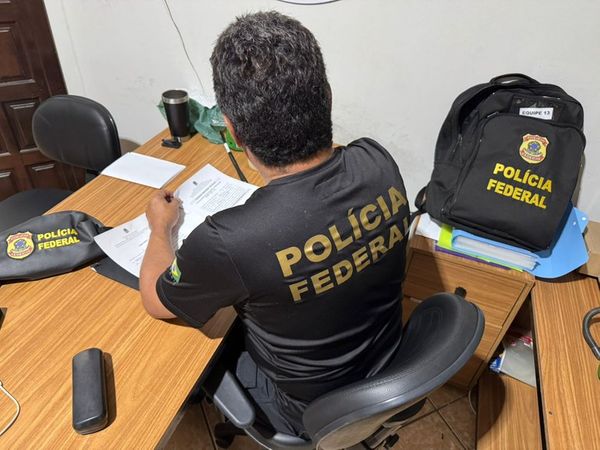 PF desmonta esquema de contrabando de equipamentos agrícolas e lavagem de dinheiro em quatro estados