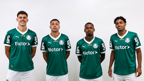 Palmeiras na apresentação do patrocinio