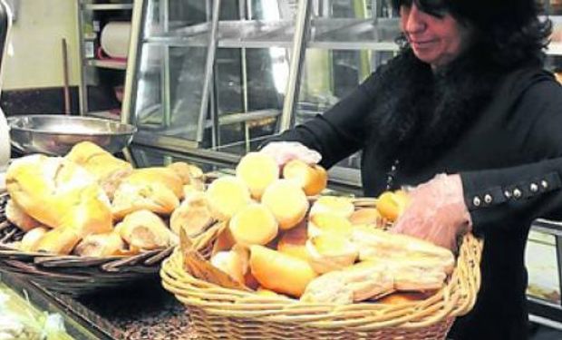 Panaderos afirman que se les garantizó el abastecimiento de harina