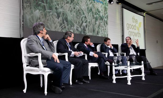 Panel de debate