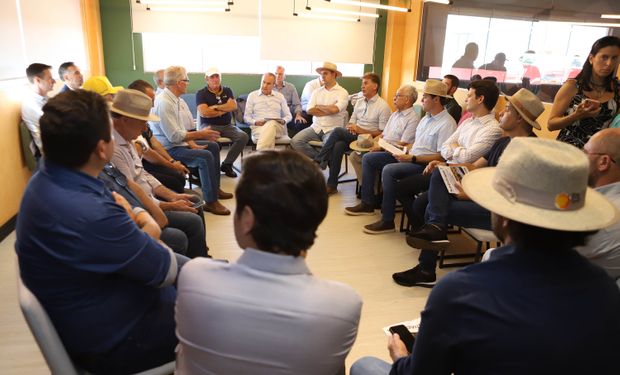 Preocupação é com chance de casos confirmados em outros estados, que trariam restrição para todo o Brasil. (foto - governo do Paraná)