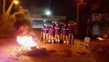 Se agudiza el conflicto: en el tercer día de paro la agroindustria dice que ya hizo todo su esfuerzo y el gremio que la lucha continúa