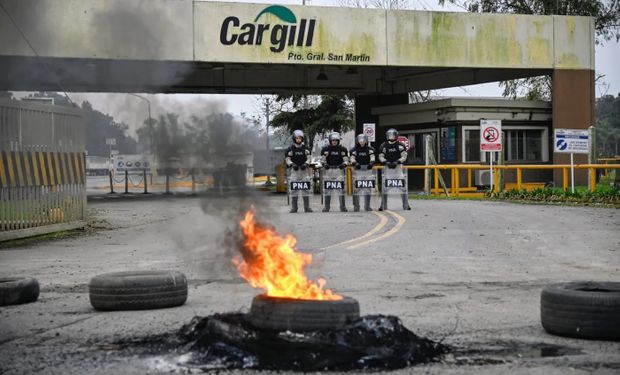 Cuenta regresiva para un paro que amenaza las exportaciones agroindustriales: a la espera de una reunión clave