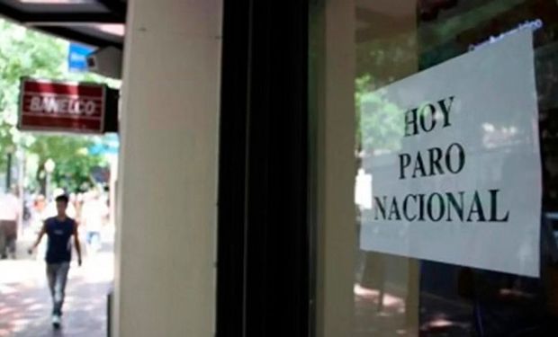 Paro bancario: cómo funcionan los servicios y por qué se realiza la medida