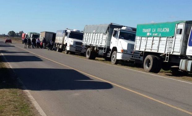 La Federación de Acopiadores de Cereales manifestó su perplejidad y desconcierto ante la medida de fuerza de los transportistas.