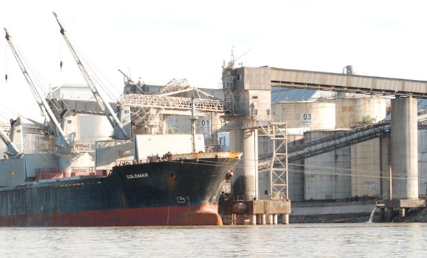 Paro afectará el suministro de granos en puertos de Argentina