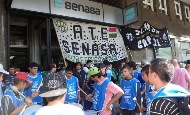 Fueron “convocados de urgencia a una reunión en el Ministerio de Trabajo el lunes 20 a las 11.00 horas".