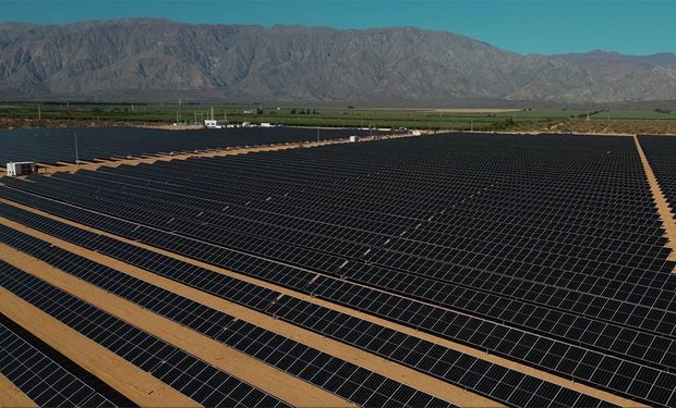 Una de las mayores empresas de agro de la Argentina montó el tercer parque solar más grande del país