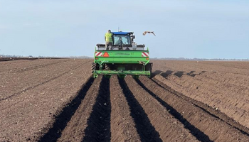 El "hito" de los fertilizantes verdes: se firmó en Argentina el segundo contrato productivo del mundo