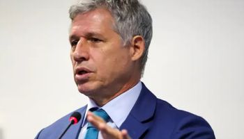 Ministro Paulo Teixeira ironiza a oposição na Agrishow