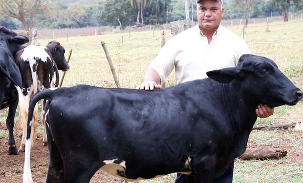 Produtor agora conta com uma sala de ordenha de mecanizada. (Foto: divulgação Senar)