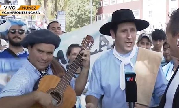 Con una payada para Messi, quiénes son los gauchos que encendieron la previa de Argentina vs. Panamá