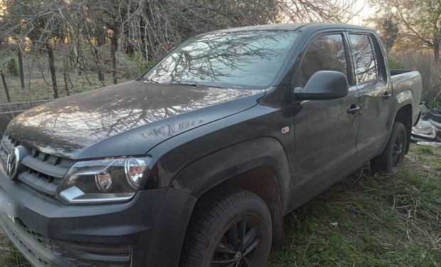 Persecución rural de película: siguieron a prófugos por el campo y encontraron un megacultivo de marihuana en un galpón