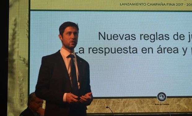 Esteban Copati durante el Lanzamiento de la Campaña Fina.