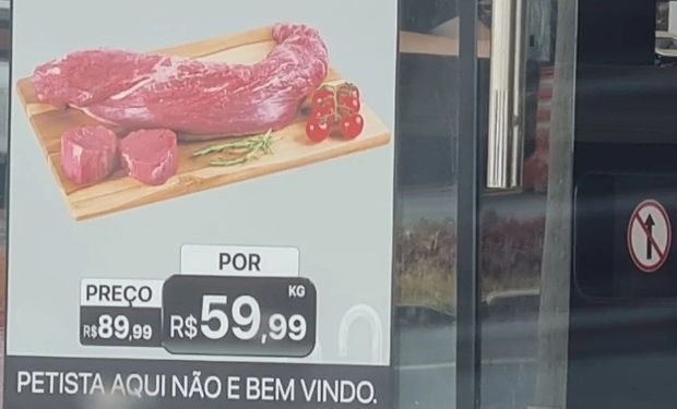 Numa primeira publicação, um cartaz do estabelecimento dizia: “Petista não é bem-vindo.” (Foto - Metropoles)