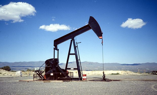 Negocian con los petroleros paz para acelerar inversión