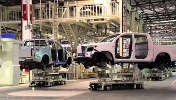 Se patentaron más de 32.000 vehículos en abril y dos marcas compiten por el ranking de pick ups